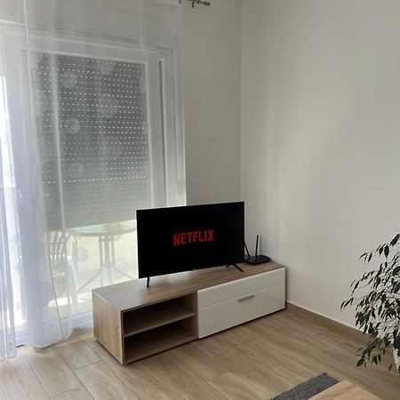 Apartment Sunrise With Private Parking Pula Exterior foto