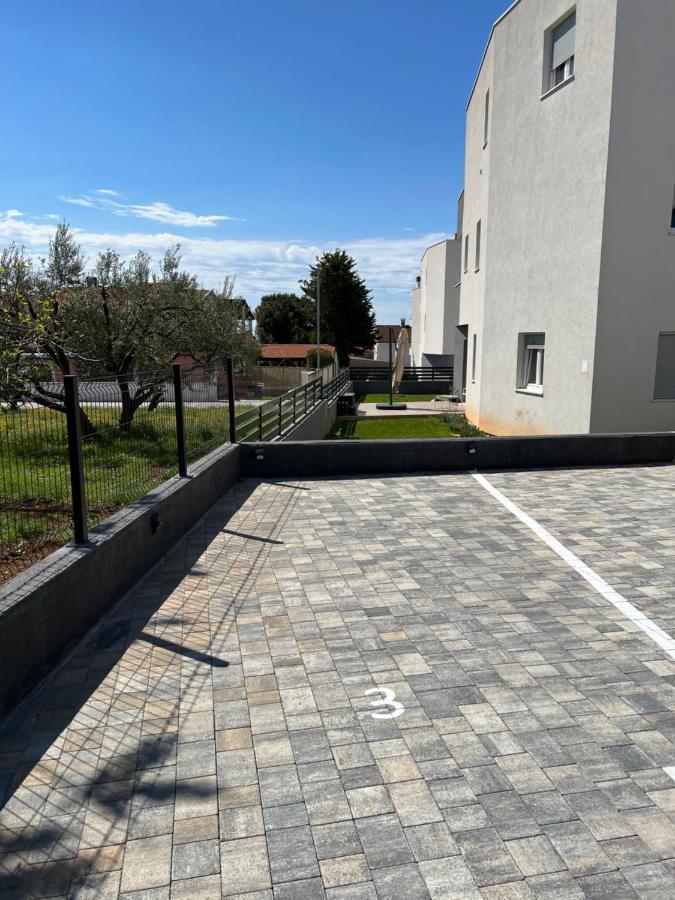 Apartment Sunrise With Private Parking Pula Exterior foto
