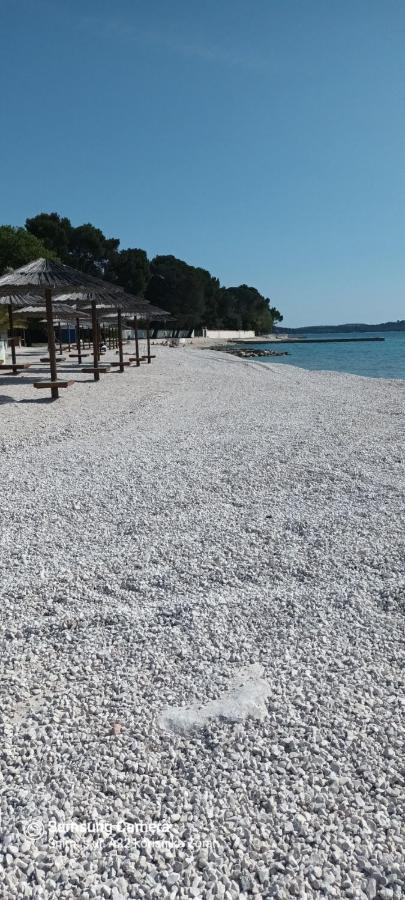 Apartment Sunrise With Private Parking Pula Exterior foto